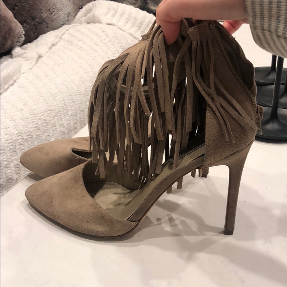 Steve Madden Suede Fringe Pumps Size 8.5